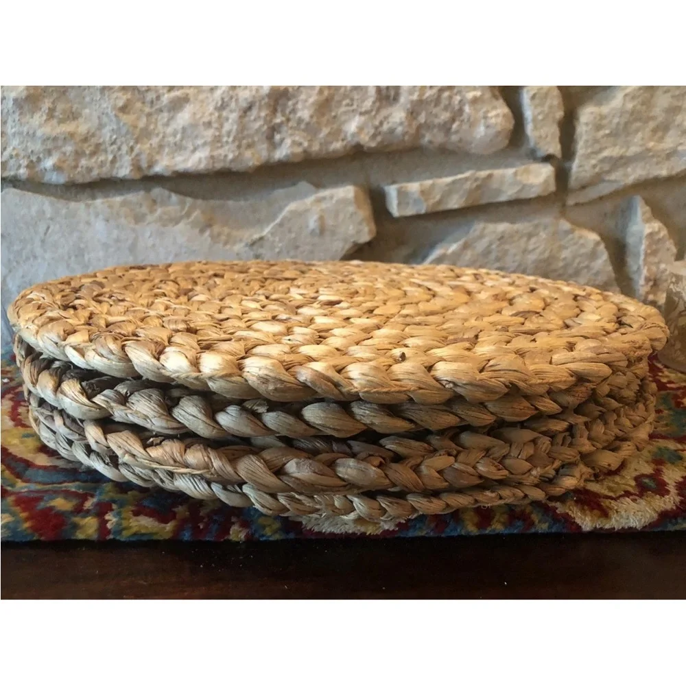 4 Wicker Water Hyacinth Placemats Round Natural Braided 15